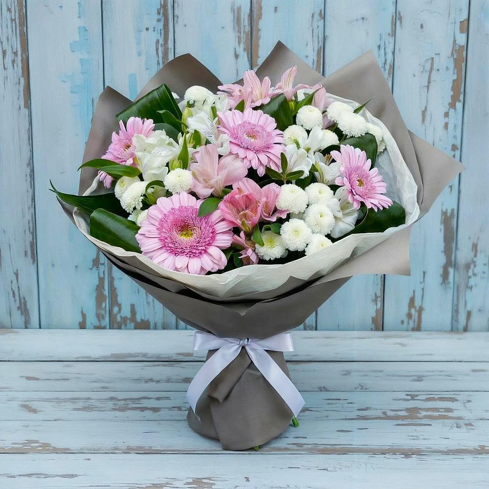 Букет цветов из: Герберы, Альстромерии и Хризантемы в Милютинской