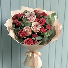 Букет цветов из:  Гвоздики и Розы #REPLACE_PRED# Милютинской