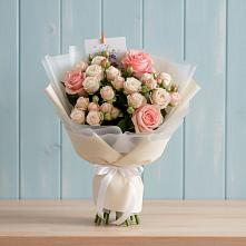 Букет цветов из:  Розы в Милютинской